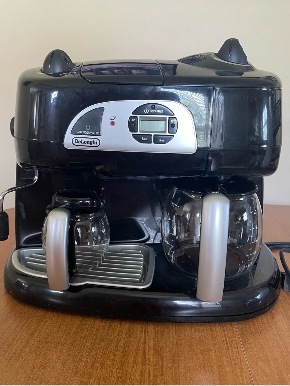 DeLonghi Coffee Center (Coffee, Espresso & Cappuccino) BCO-120T